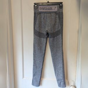 Gymshark Flex High-Waisted Leggings in Grey/Pink
